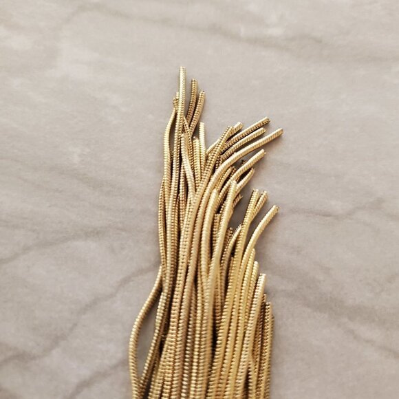 💖 White House Black Market Hammered Gold Tiered Snake Chain Tassel Necklace 💖 - Picture 9 of 16